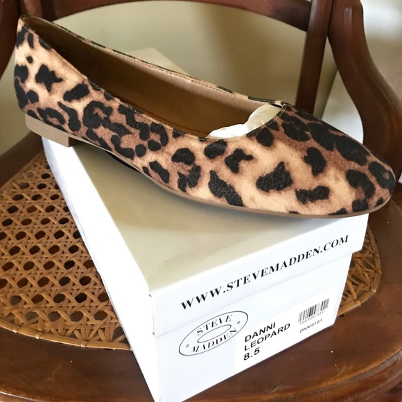 NEW Steve Madden Danni Leopard Printed Flat - Picture 2 of 2